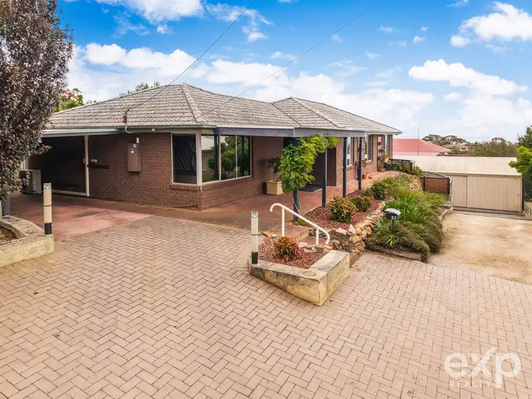 83 Wavell Road