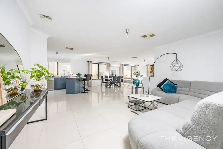 75 Jindalee Boulevard