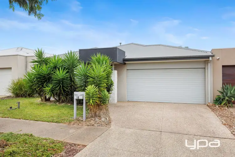 18 Portside Way