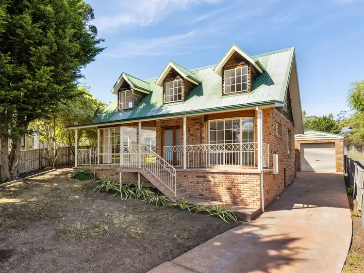 14 Lorikeet Street