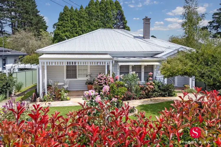 84 Blaxland Road