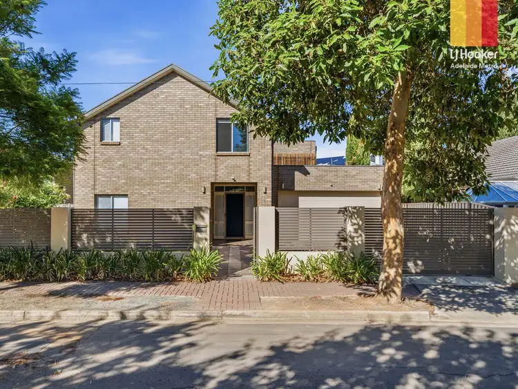 5a Oaklands Avenue