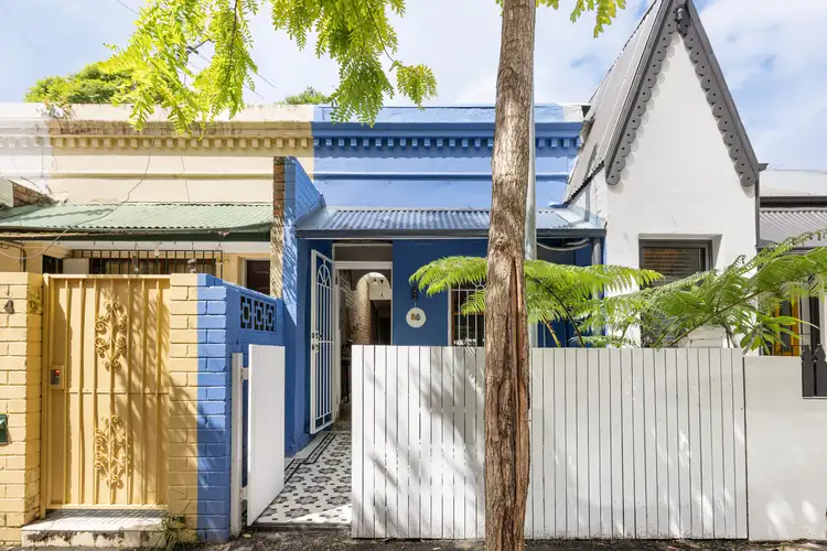 26 Flora Street