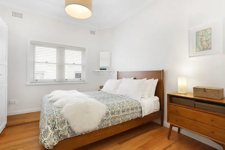 21 A'Beckett Avenue