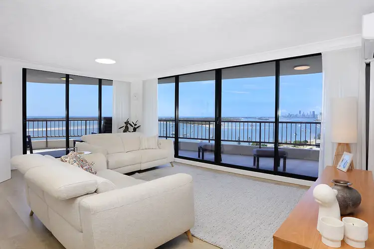 9 Bayview Street