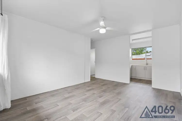569 Sherwood Road