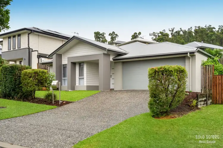 9 Hillstone Crescent