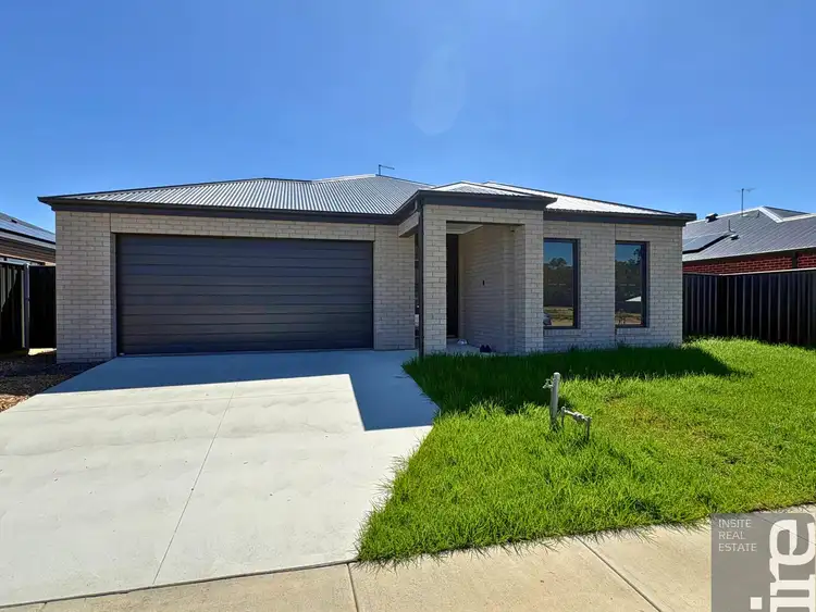16 Saltbush Street