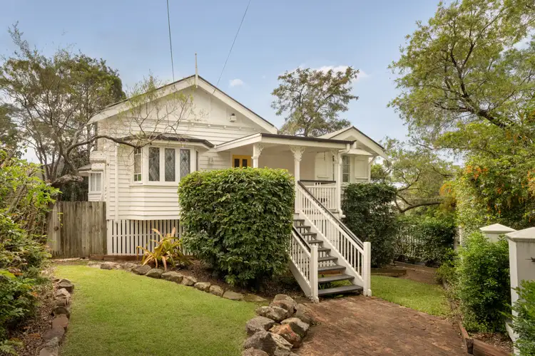 62 Ashgrove Avenue