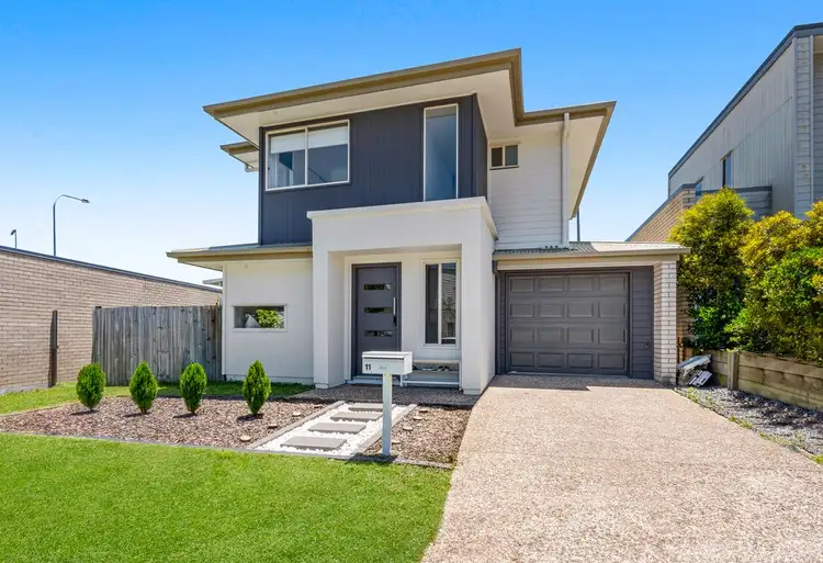 11 Gideon Gardens