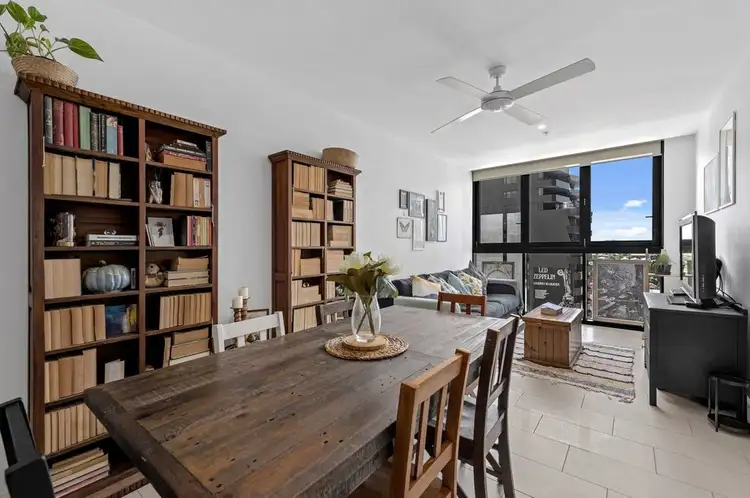 128 Brookes Street