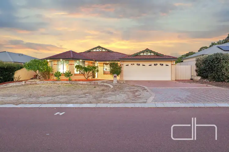 6 Ashdale Boulevard