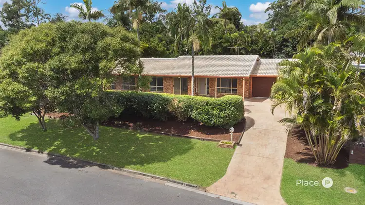 24 Karri Avenue