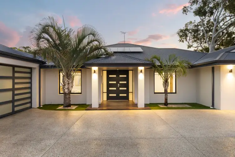 3 Bruce Street