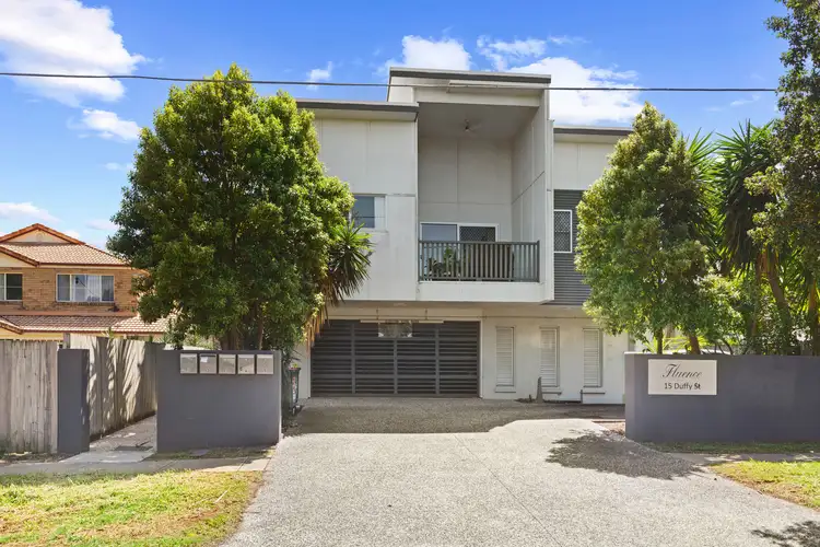 15 Duffy Street
