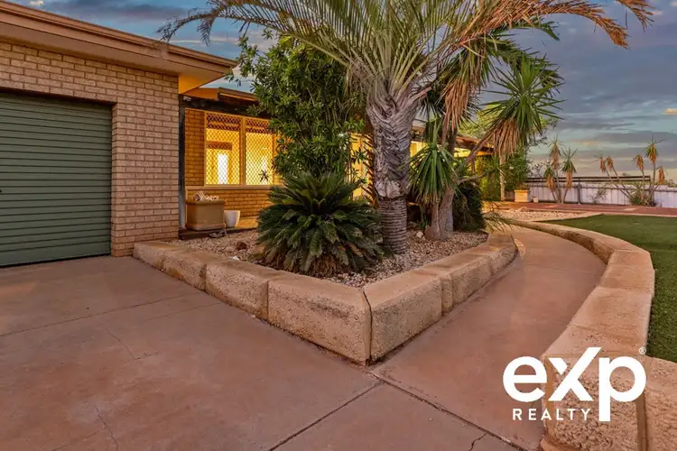 9 Redfin Court