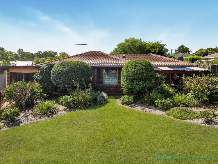 8 Eden Court