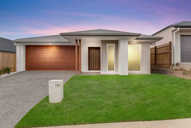 136 Sunny Crescent