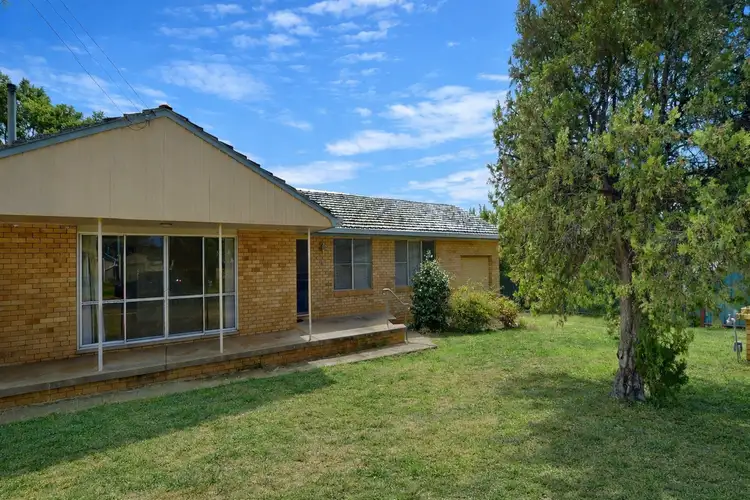 3 McAndrew Street