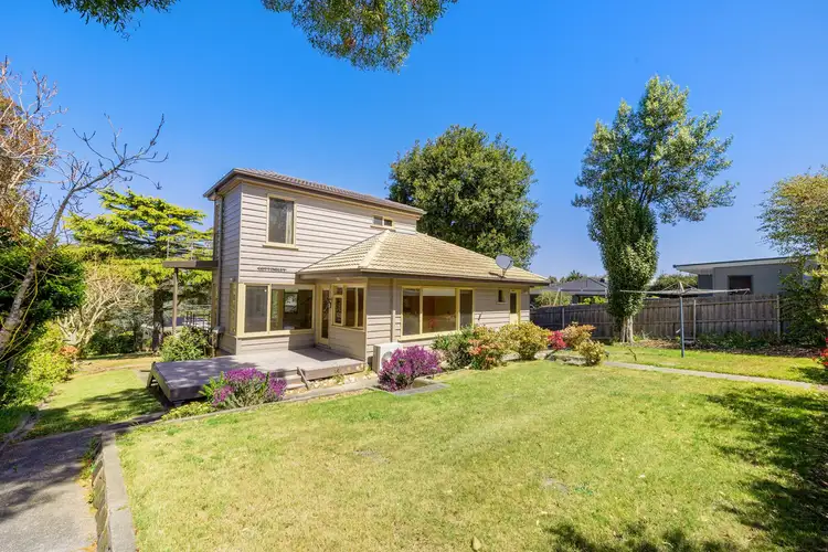 2 Laurence Street