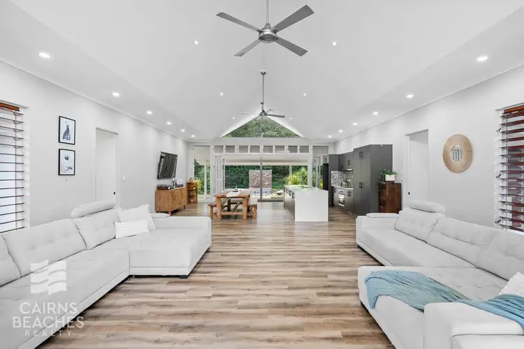 37 Stream Avenue