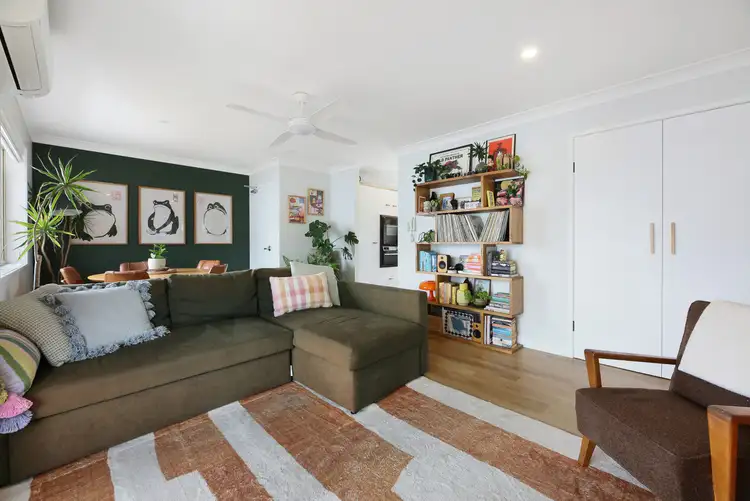 27 Enid Street