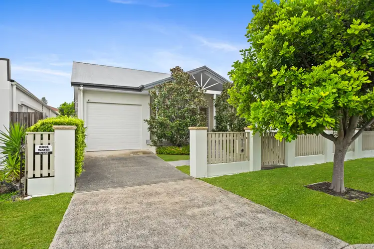 27 Manly Parade