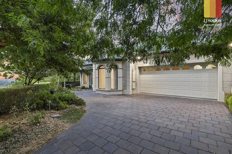 5A Berry Crescent