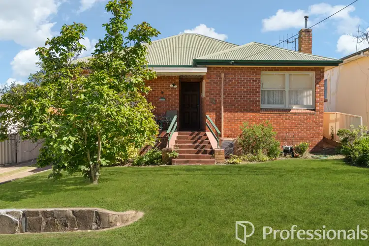 281 Peel Street