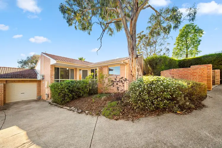 11 Derrington Crescent