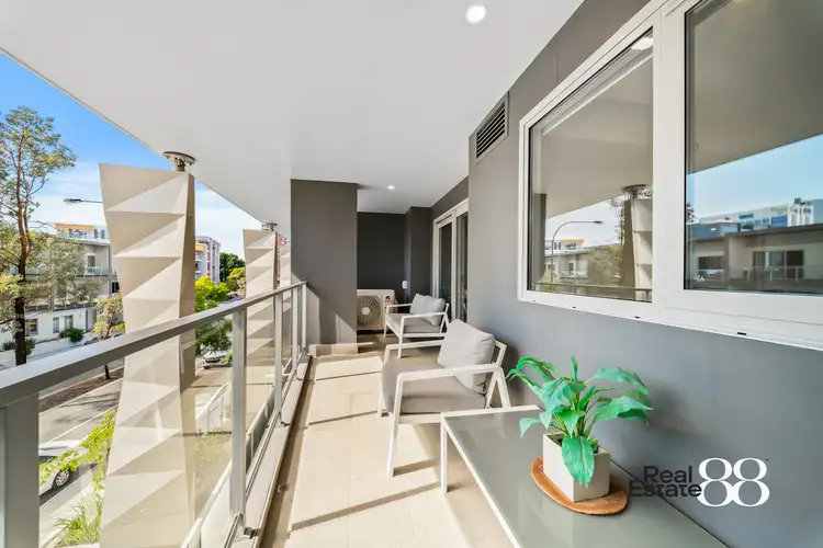 5 Rowe Avenue