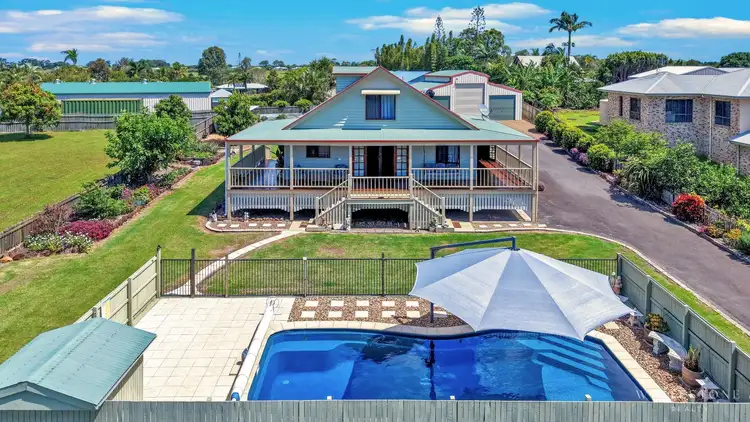 10 Spinnaker Boulevard