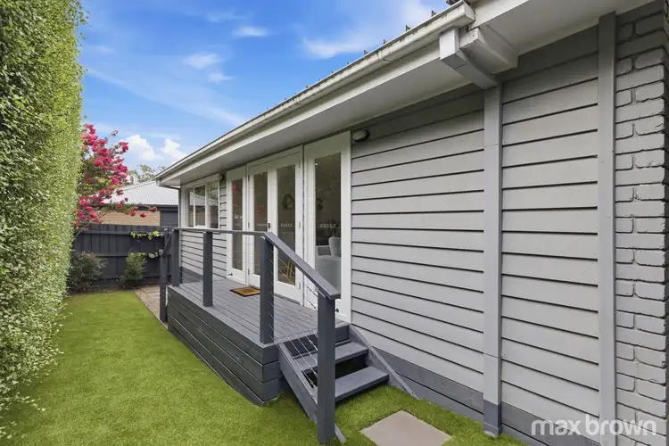 4 Hillside Court