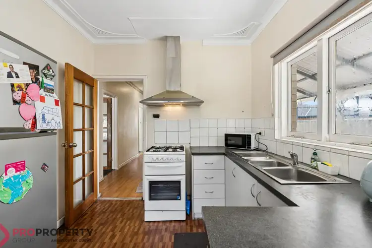 9A Cranwell Street