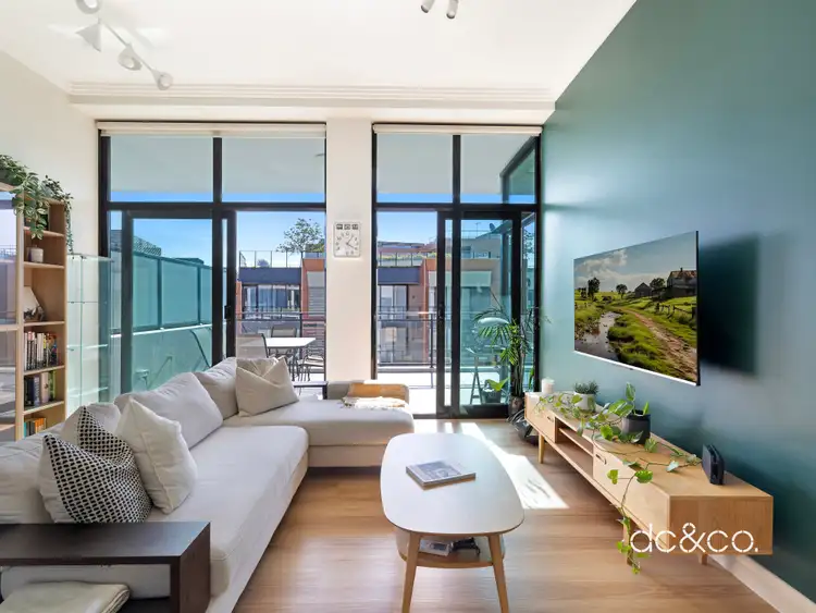 2 Underdale Lane