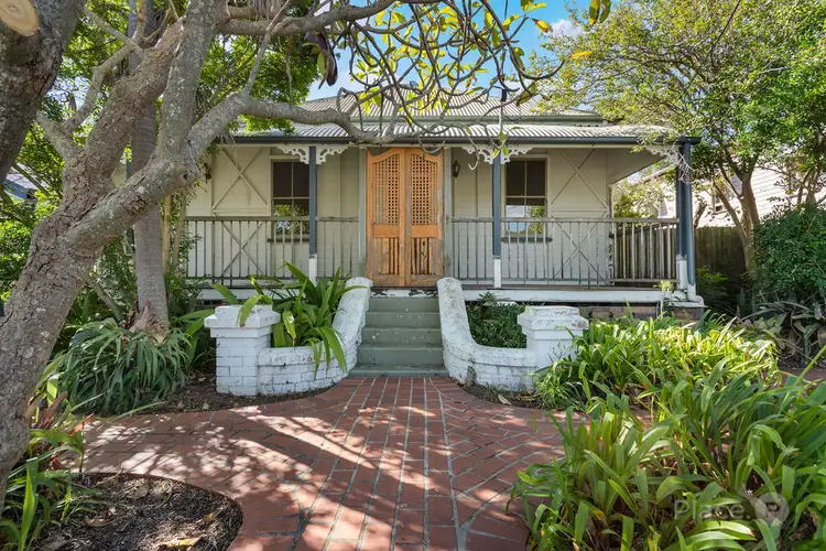 27 Cribb Street