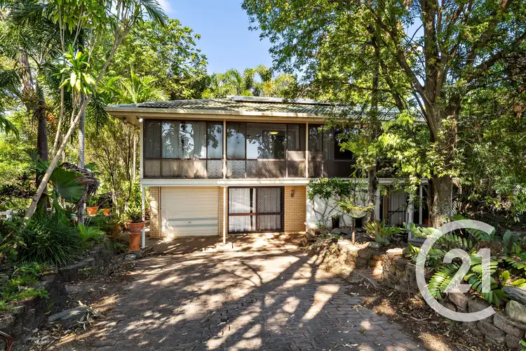 1163 Oakey Flat Road