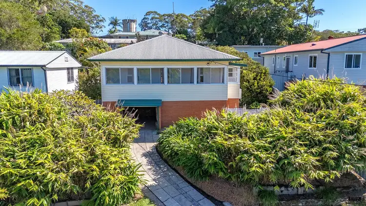7 Lourdes Avenue