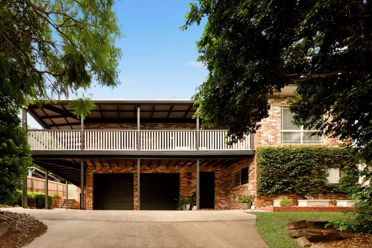 16 Granada Drive