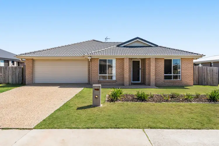 18 Myrtleford Crescent