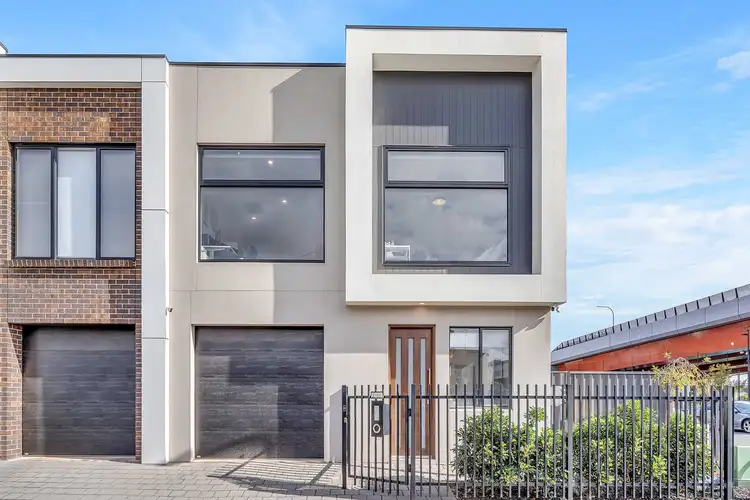 2 Picton Street