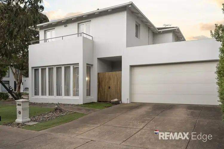 13 Saltbush Street