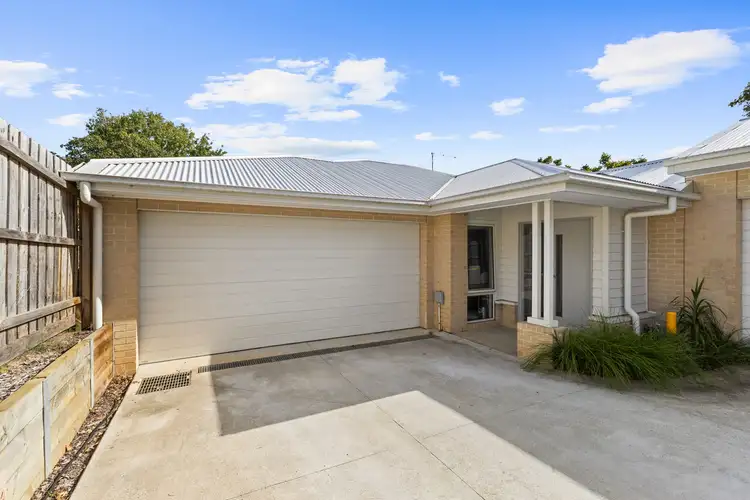 2/6 Church Street