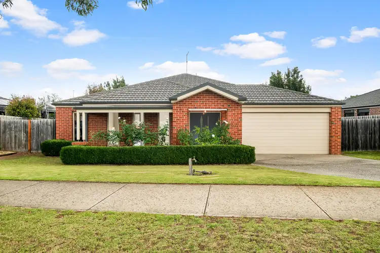11 Hamish Drive
