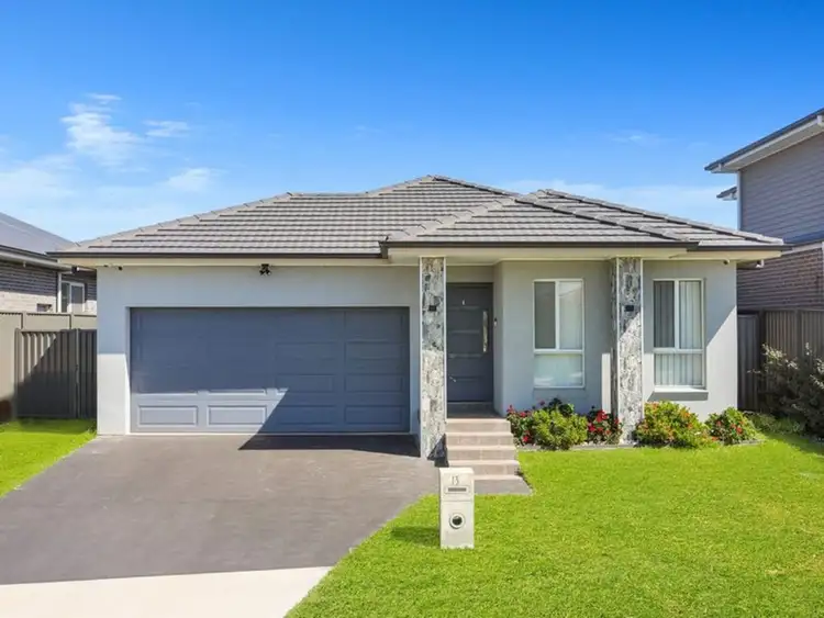 13 Redden Crescent