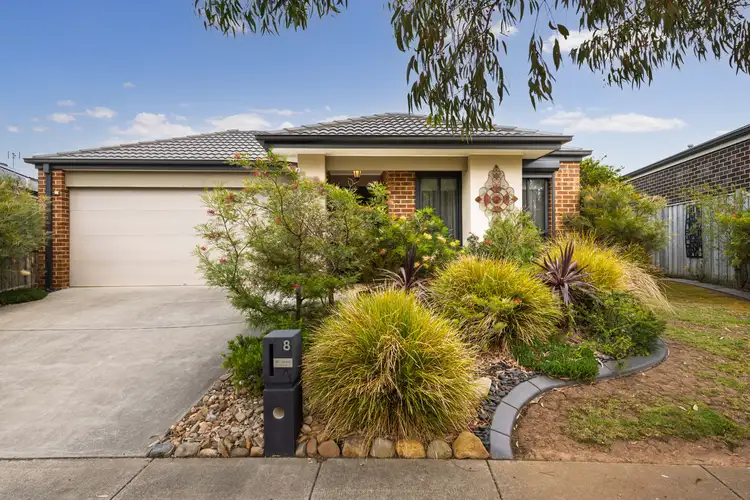 8 Redgum Court