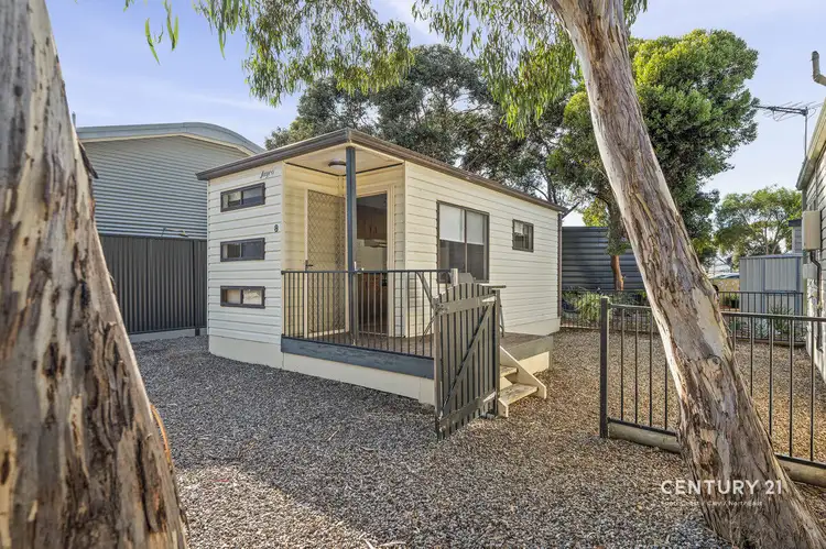 22 Tuit Road