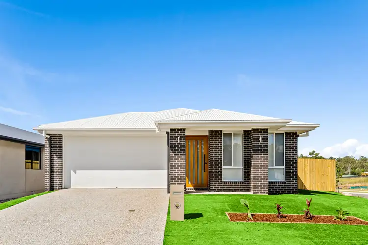 54 Field Crescent
