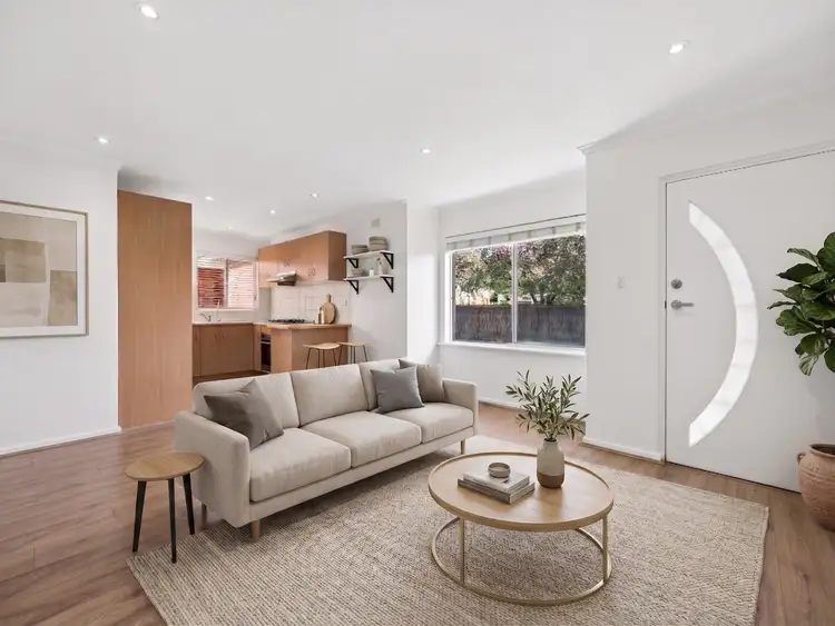 11 Bakers Road