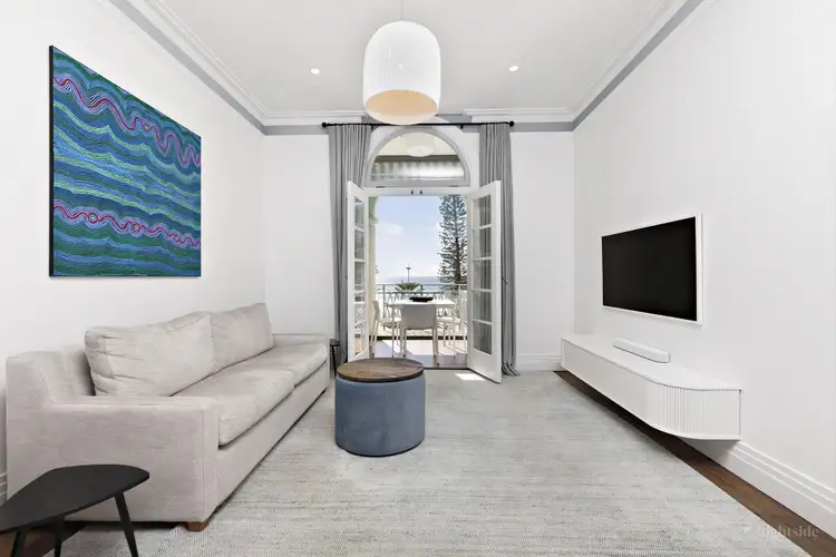 7 South Steyne